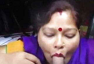 Desi Aunty Giving blowjob and deepthroat drank Cum