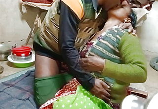 Xhtad1 Bihar India Mummy Ko Call kar raha Videos in NH